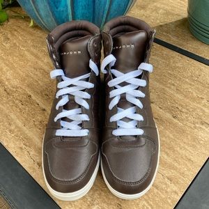 High tops casual shoes